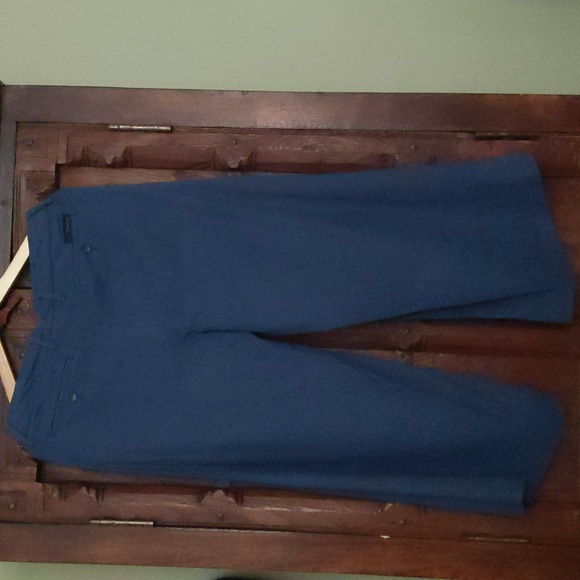 Anthropologie women's culottes - Picture 2 of 3